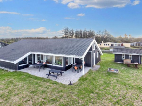 14 person holiday home in L gst r